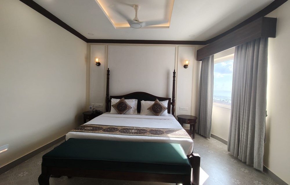 Suite Front sea view